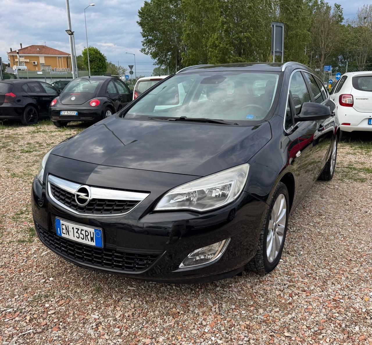 Opel Astra 1.4 Turbo 140CV GPL Gancio Traino