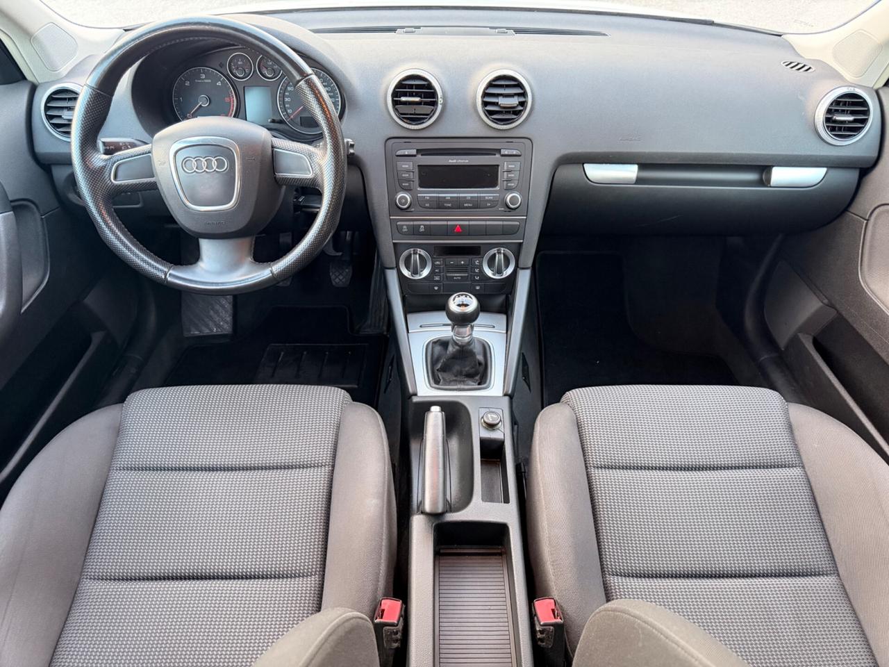 Audi A3 1.6 TDI 105 CV CR S tr. Ambiente