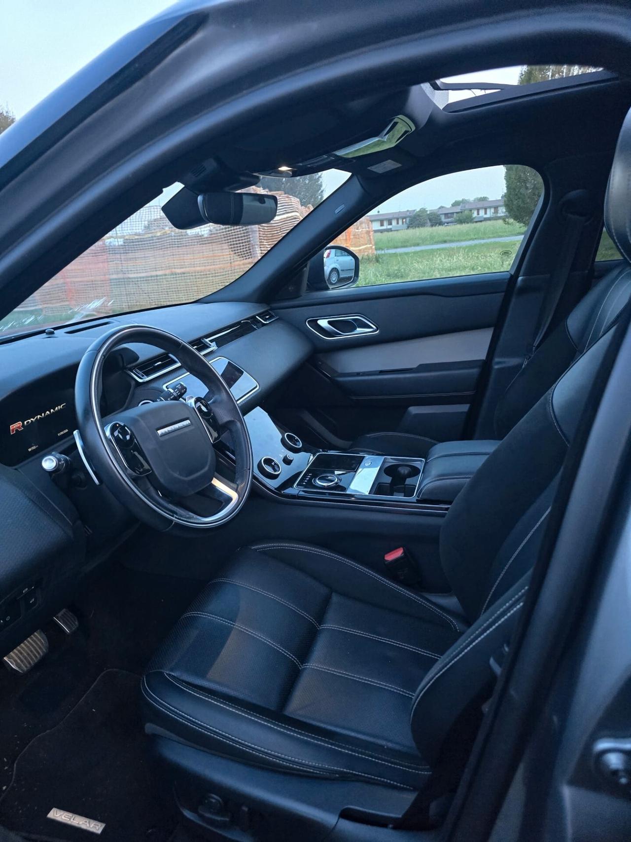 Land Rover Range Velar 2.0D I4 240 CV R-Dynamic S