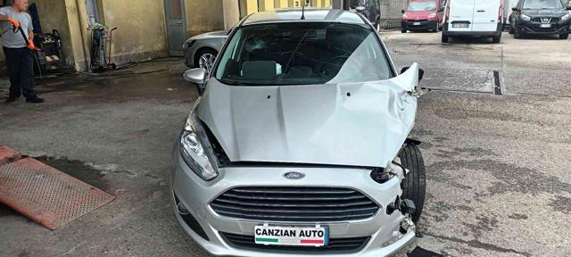 FORD Fiesta 1.5 TDCi TITANIUM INCIDENTATA