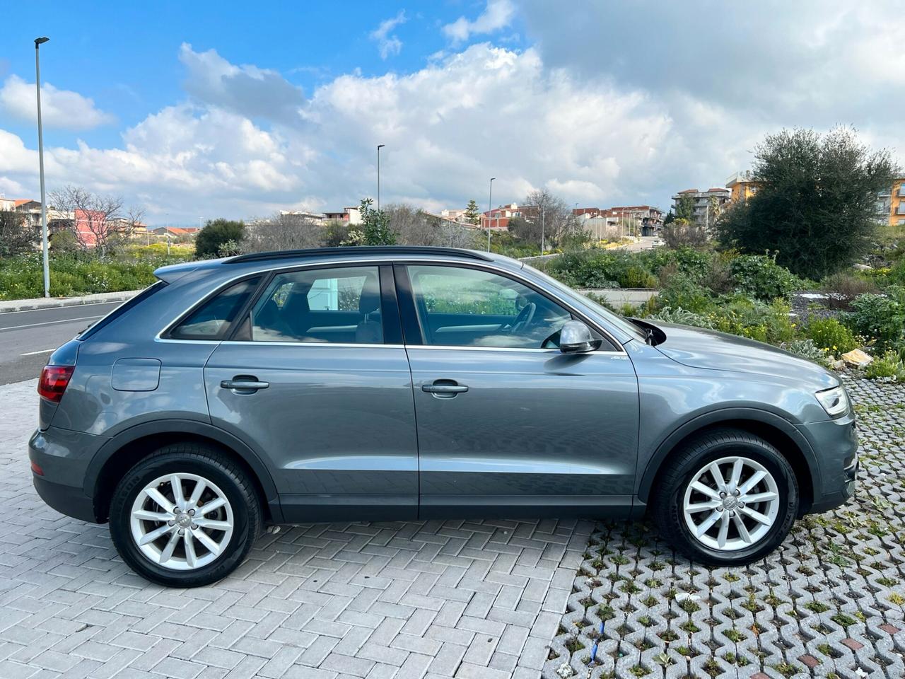 Audi Q3 2.0TDI QUATTRO CONDIZIONI DA VETRINA 2014