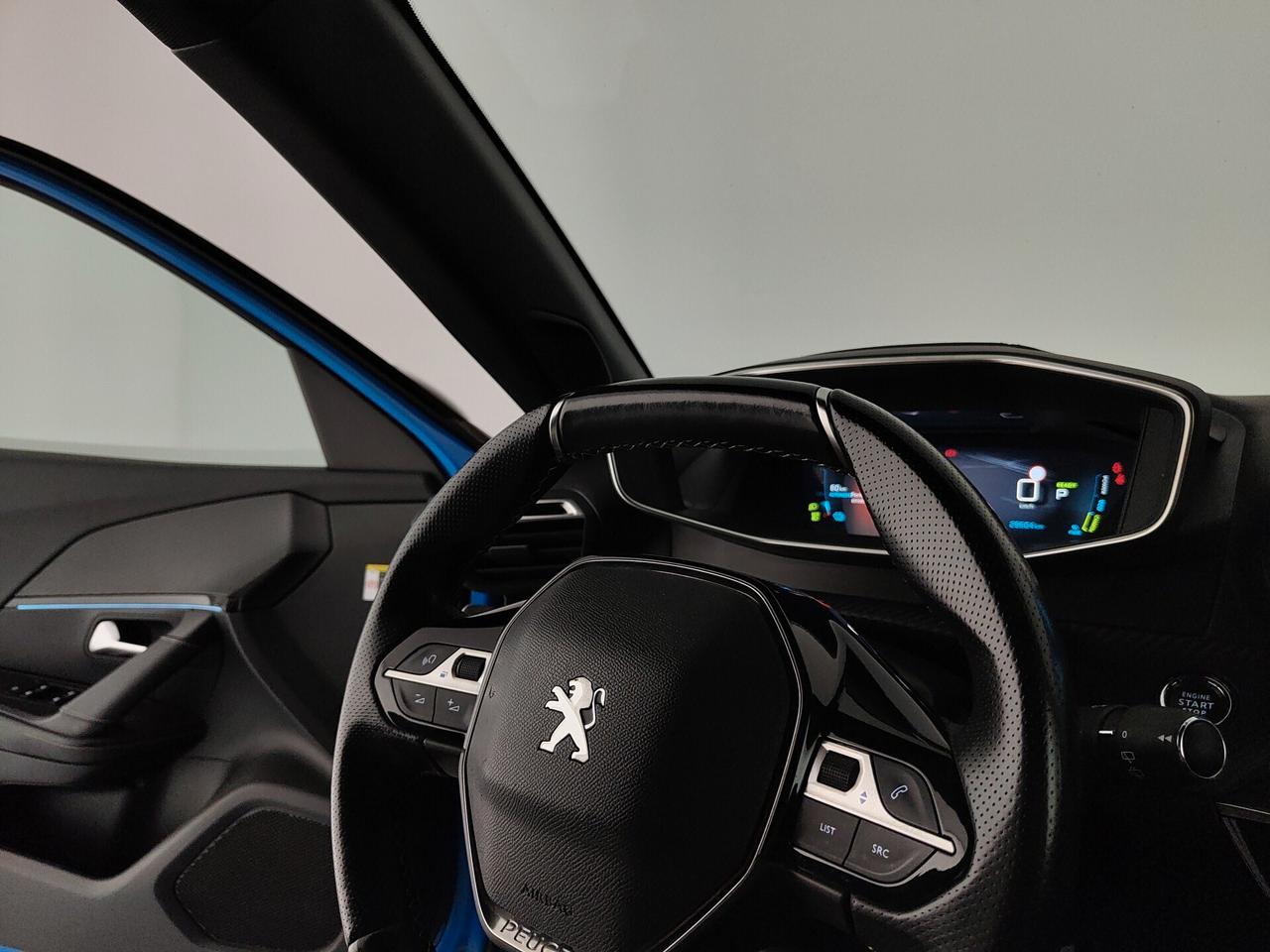 Peugeot 2008 motore elettrico 136 CV GT Pack