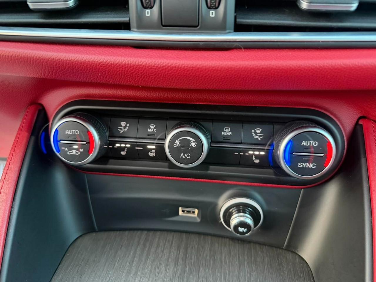 Alfa Romeo Stelvio 2.2 210CV Q4 -T.I- PELLE ROSSA