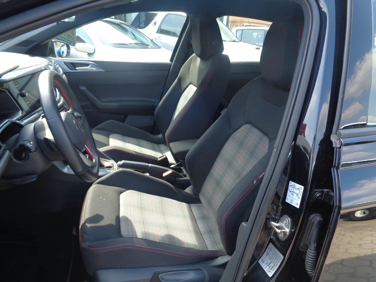 Volkswagen Polo 2.0 TSI DSG GTI