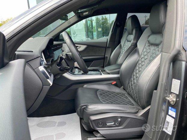 AUDI Q8 50 TDI 286 CV quattro S-line + Matrix +