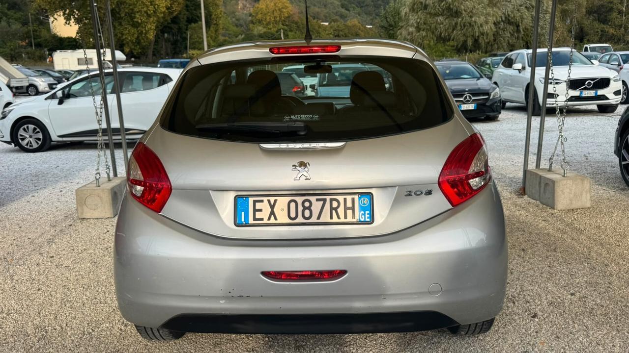 Peugeot 208 1.4 HDi 68 CV 5 porte Allure
