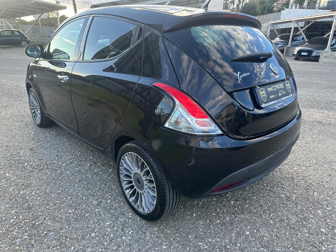 Lancia Ypsilon 1.3 MJT 16V 95 CV 5 porte S&S Gold