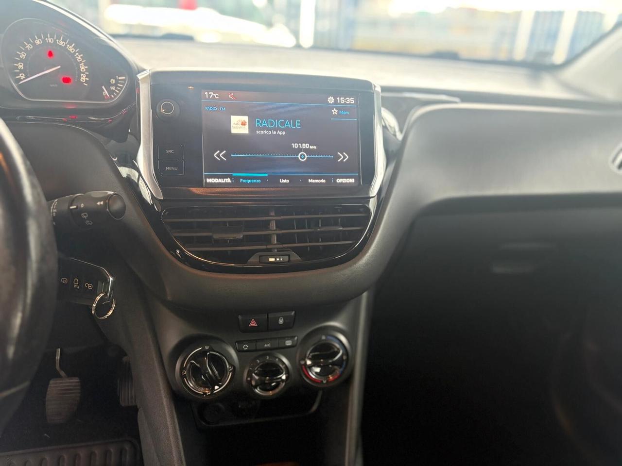 Peugeot 208 BlueHDi 75 5 porte Allure