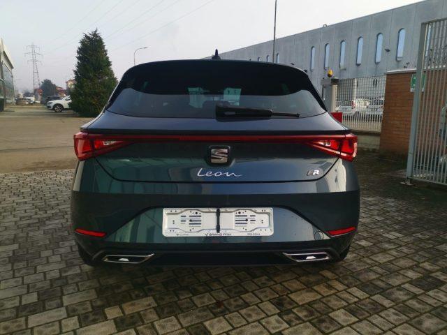 SEAT Leon 1.5 eTSI 150 CV DSG FR