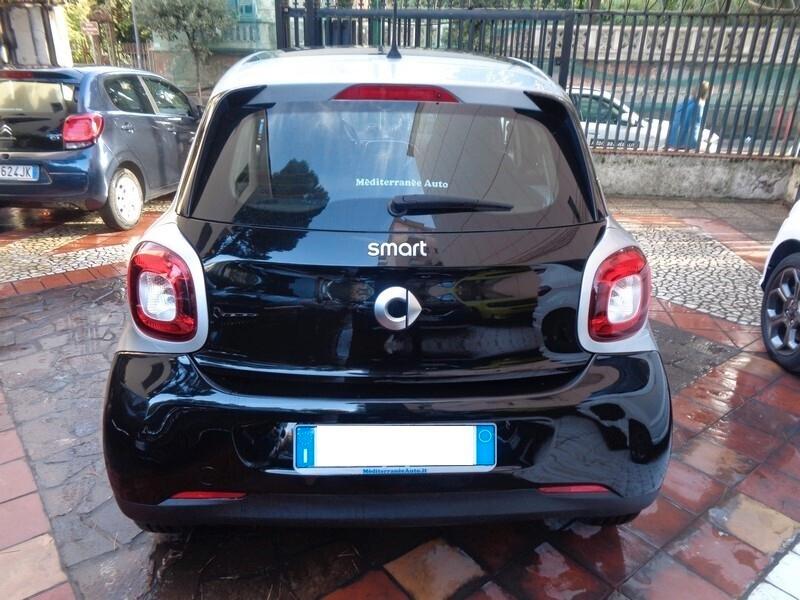 Smart ForFour 70 1.0 Passion