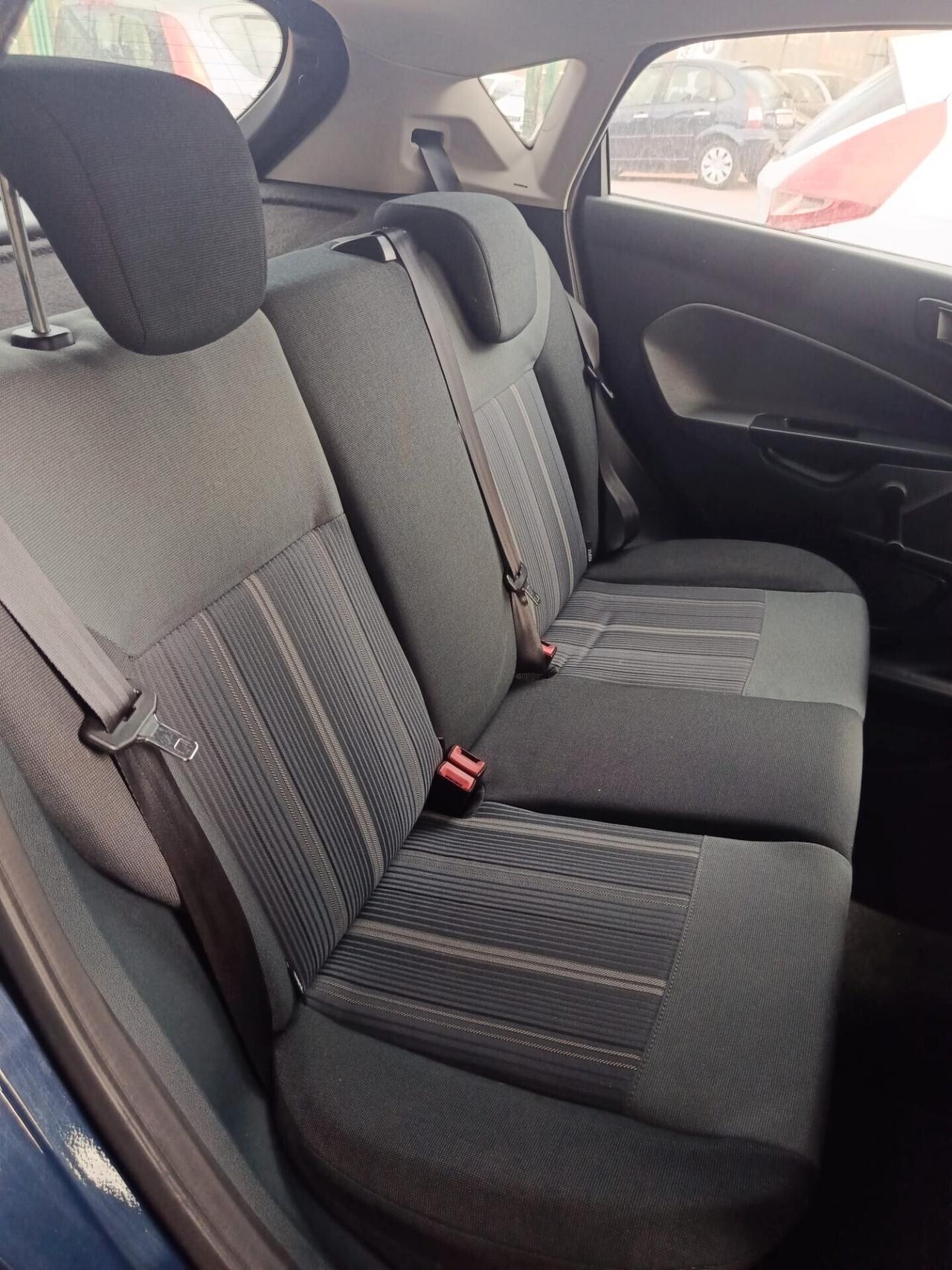 Ford Fiesta 1.6 TDCi 90CV 5 porte DPF Titanium