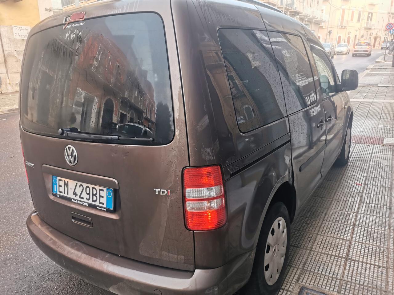 Volkswagen Caddy 1.6 TDI 102 CV 5p. TRENDLINE DOPPIA PORTA