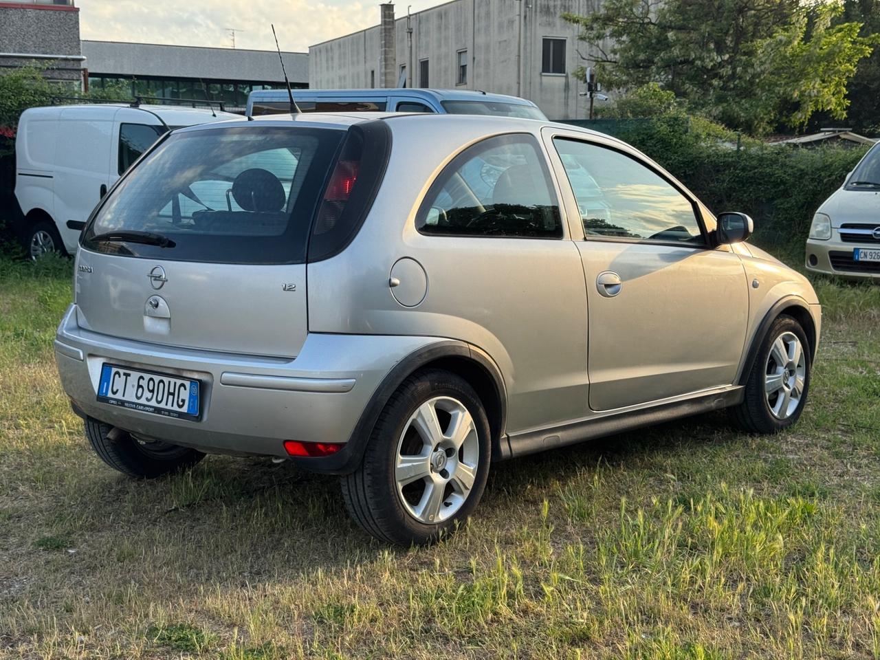 Opel Corsa 1.2 Benzina 80cv 3 porte Club 80.000km 2005