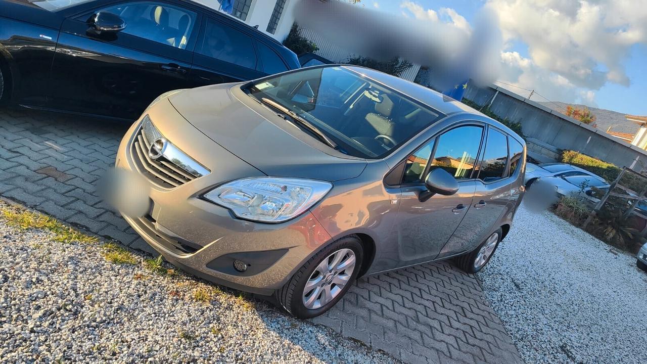 Opel Meriva 1.3 CDTI 95CV ecoFLEX Cosmo - 2013