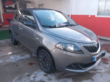 Lancia Ypsilon 1.0 FireFly 5 porte S&S Hybrid Gold km 29000 monitor android sensori GARANZIA TOTALE