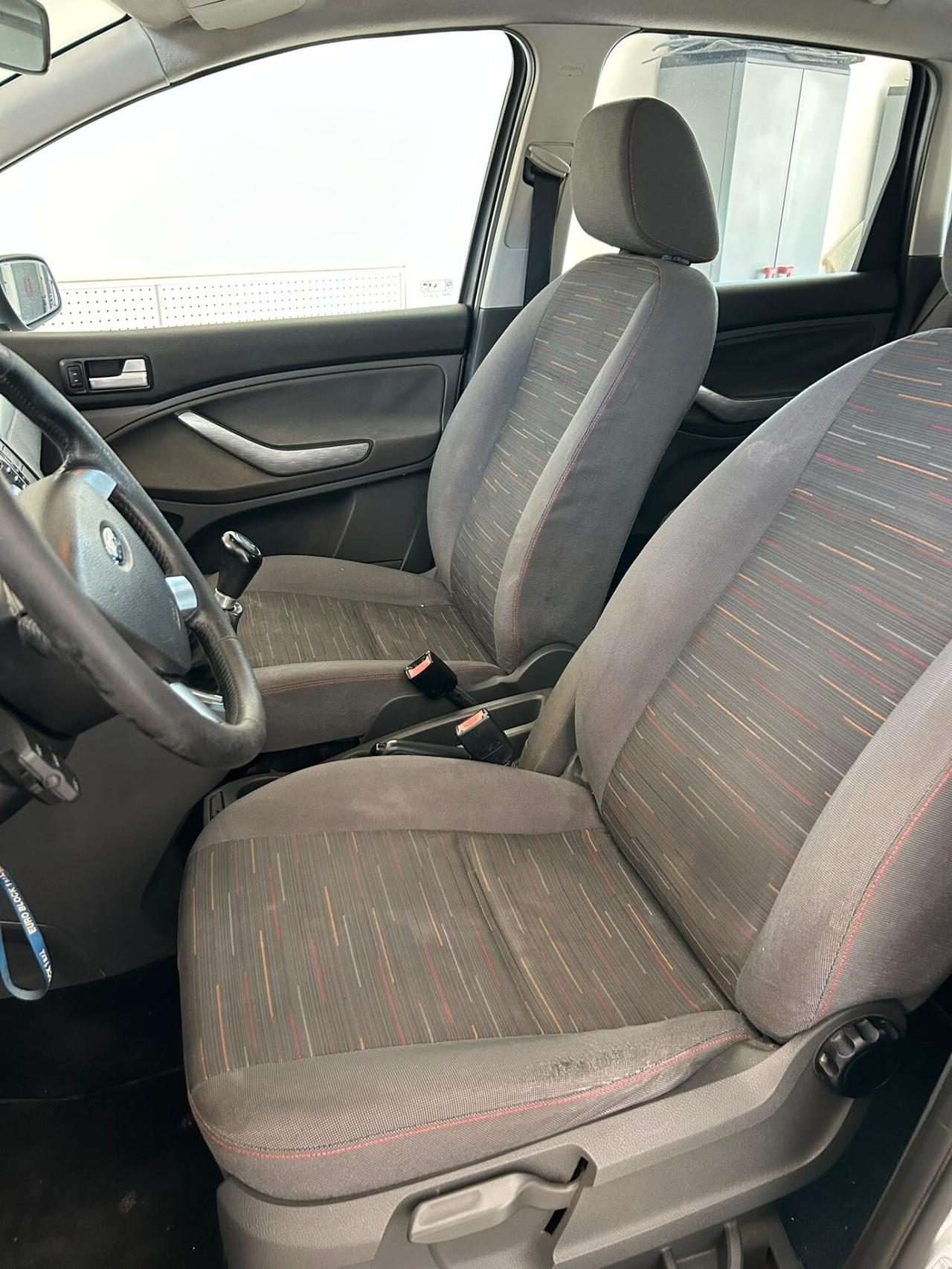 Ford C-Max Focus 1.6 TDCi (90CV) Titanium