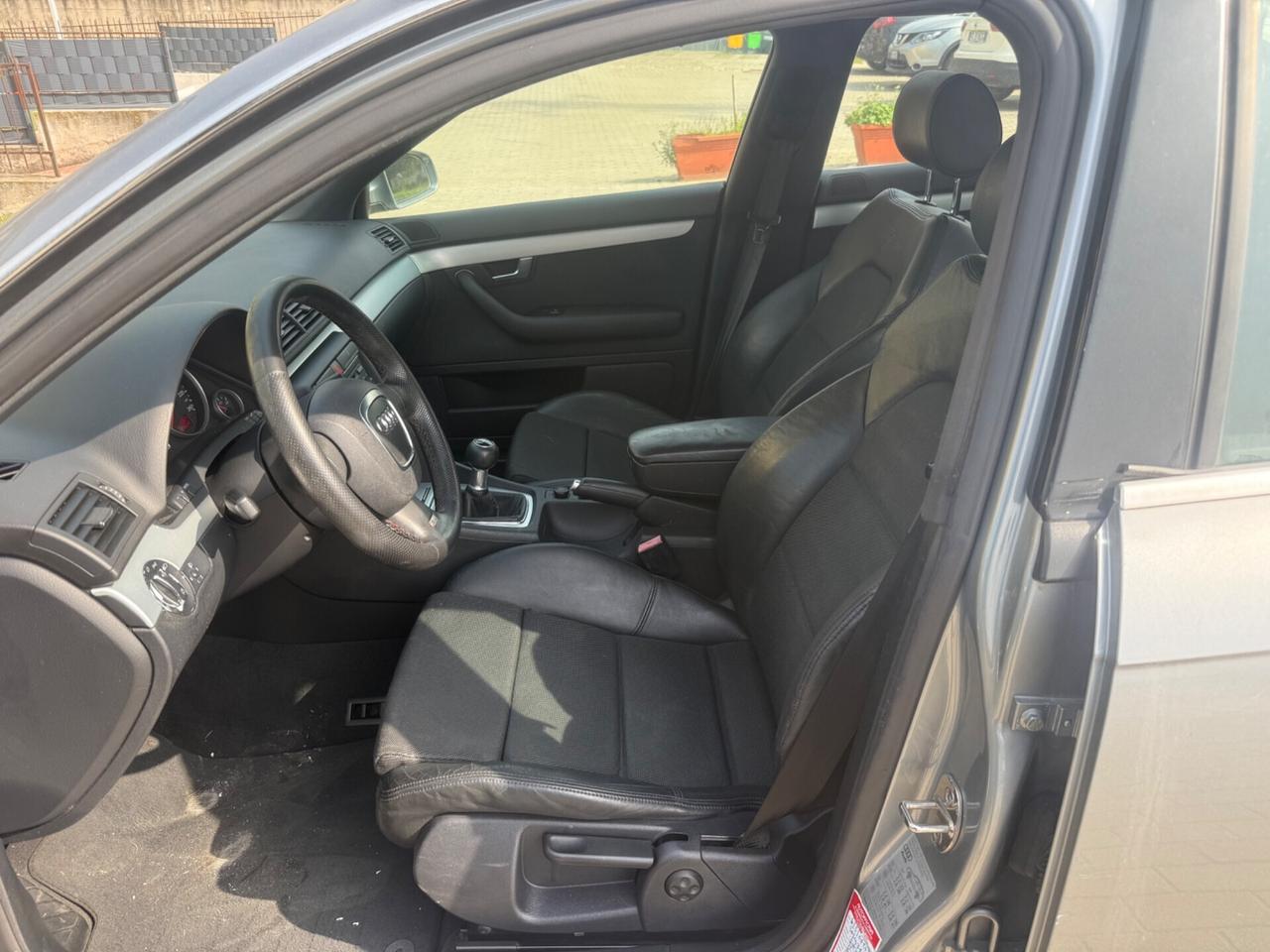 Audi A4 2.0 16V TDI Avant Top