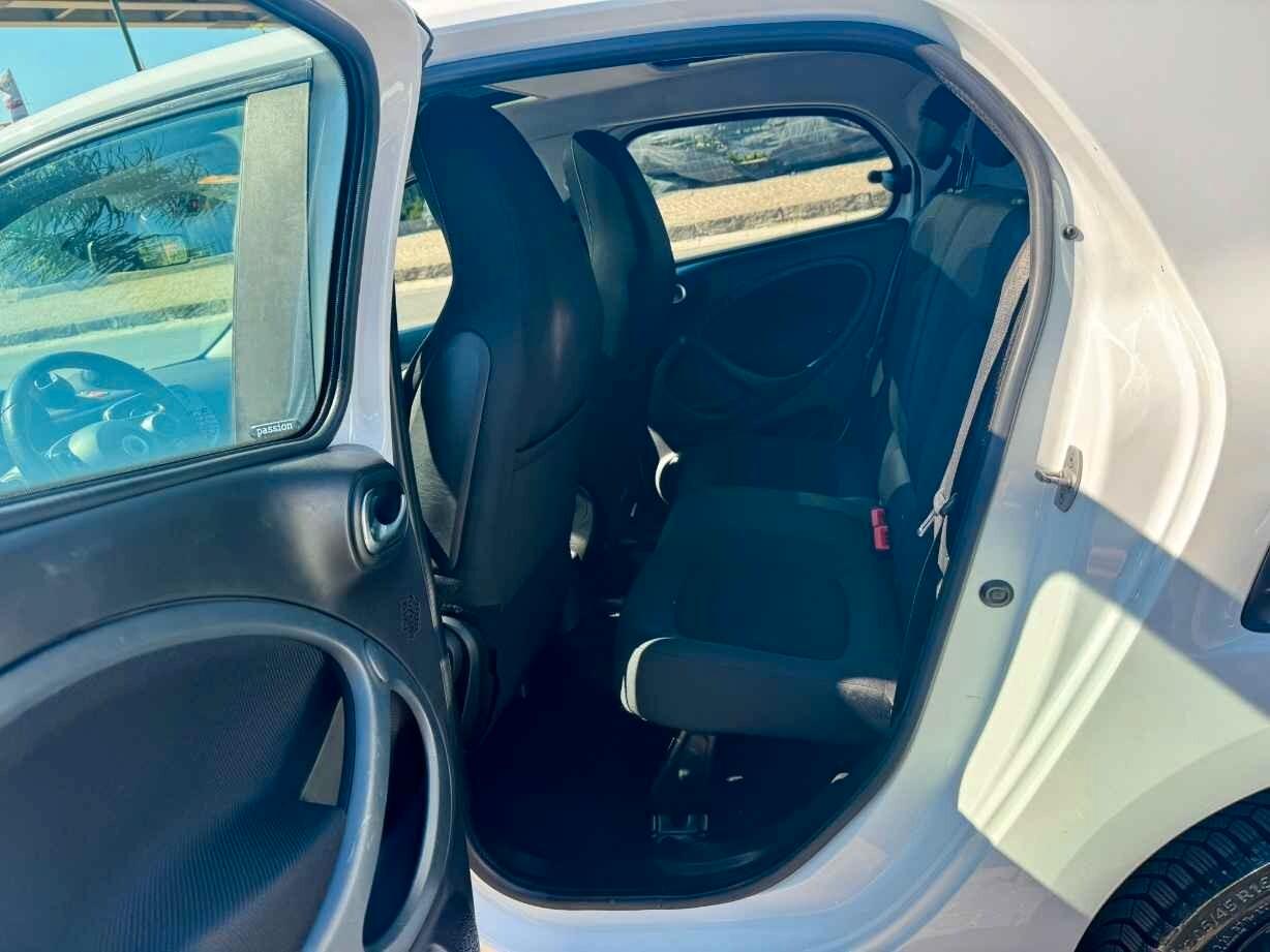 SMART FORFOUR 0.9 PASSION C.AUTOMATICO 90 CV