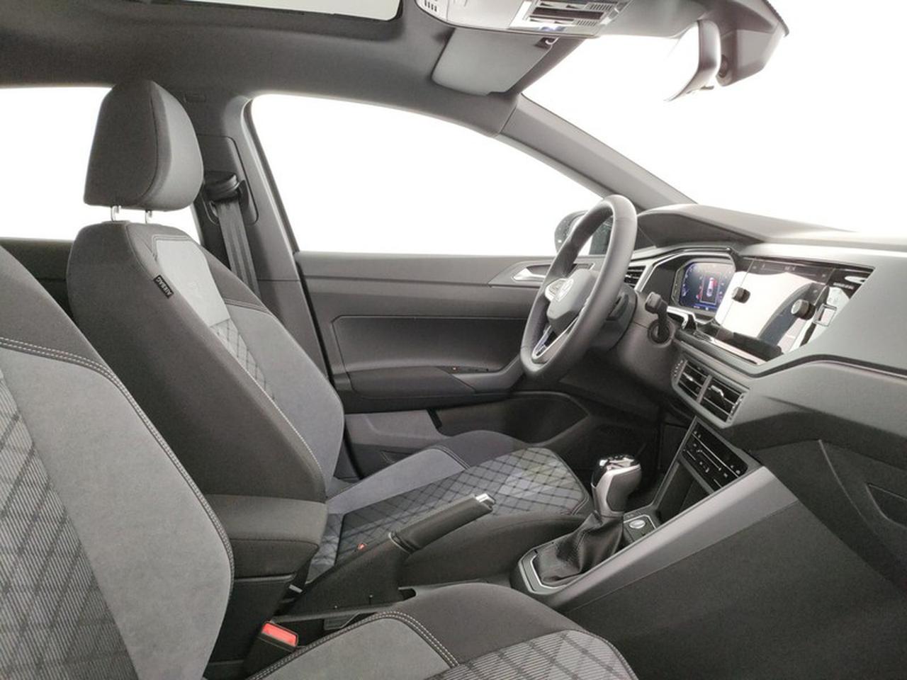 Volkswagen Taigo 1.0 tsi r-line 115cv dsg