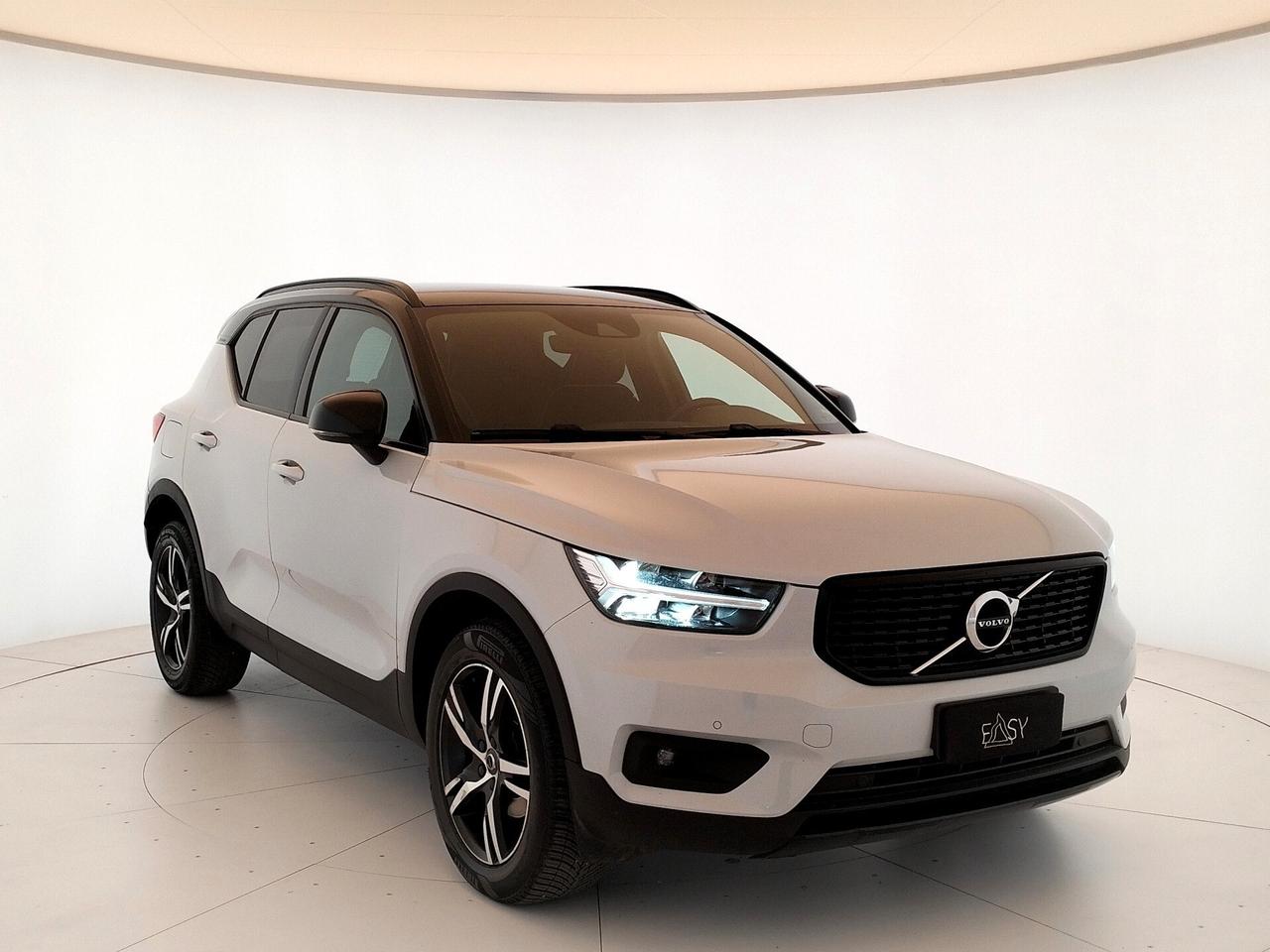 Volvo XC40 D3 R-design geartronic