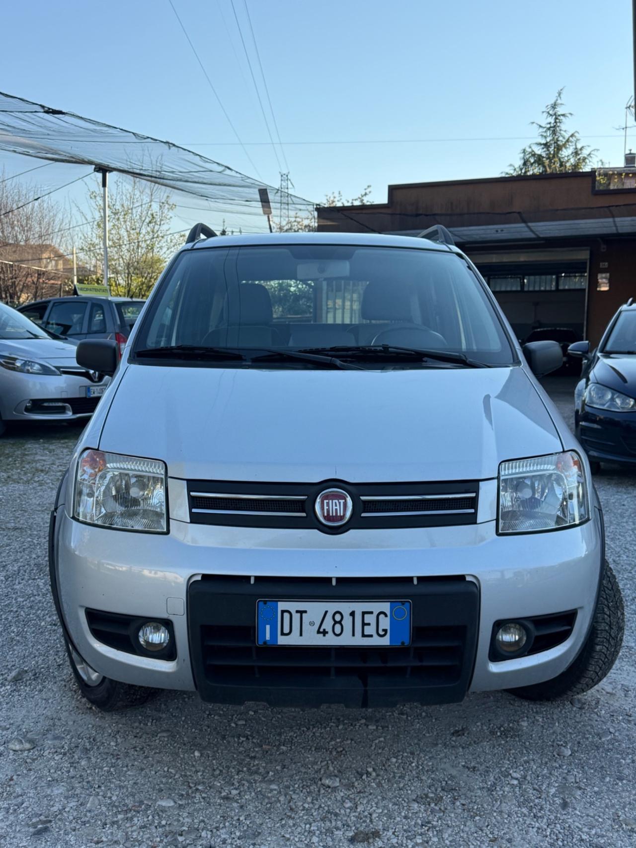 Fiat Panda 1.3 MJT 16V 4x4 Glam ok neopatentati