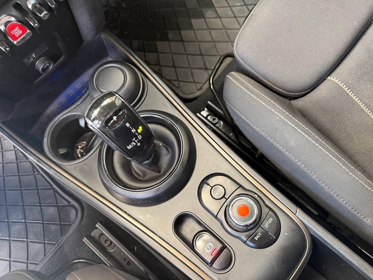 Mini Cooper SD Countryman 2.0 ALL4 Automatica