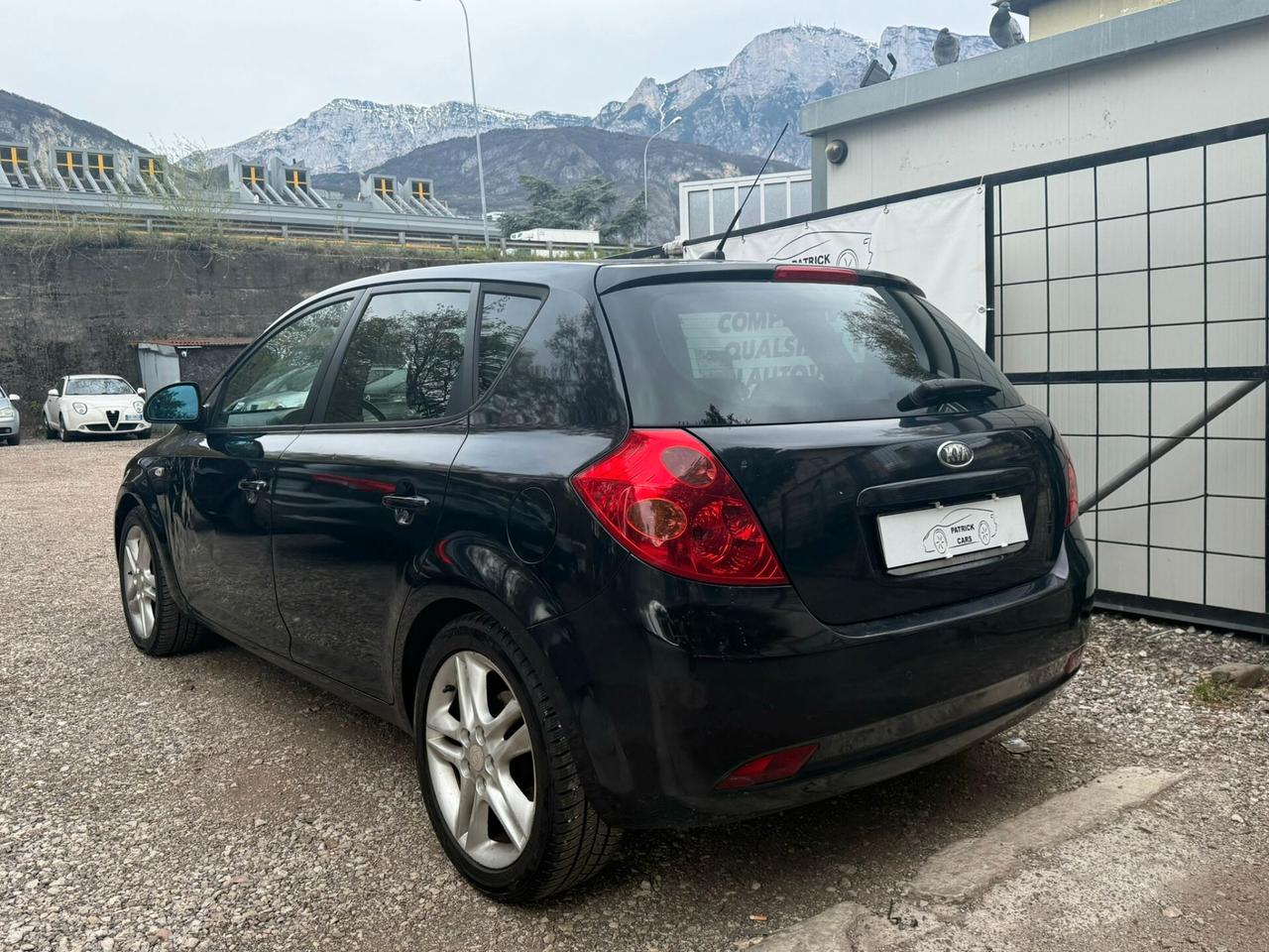 Kia Ceed adatta ai neopatentati
