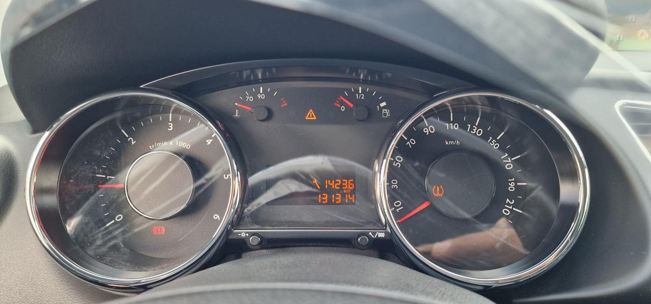 Peugeot 3008 BlueHDi 120 S&S Allure 2016