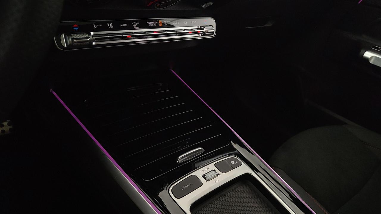 Mercedes-Benz GLB 200 d