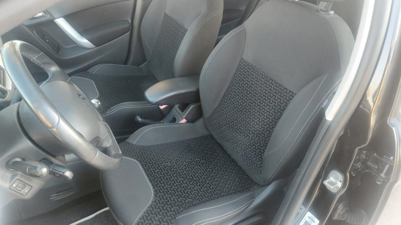 Citroen C3 EXCLUSIVE 1.1 (4CILINDRI)