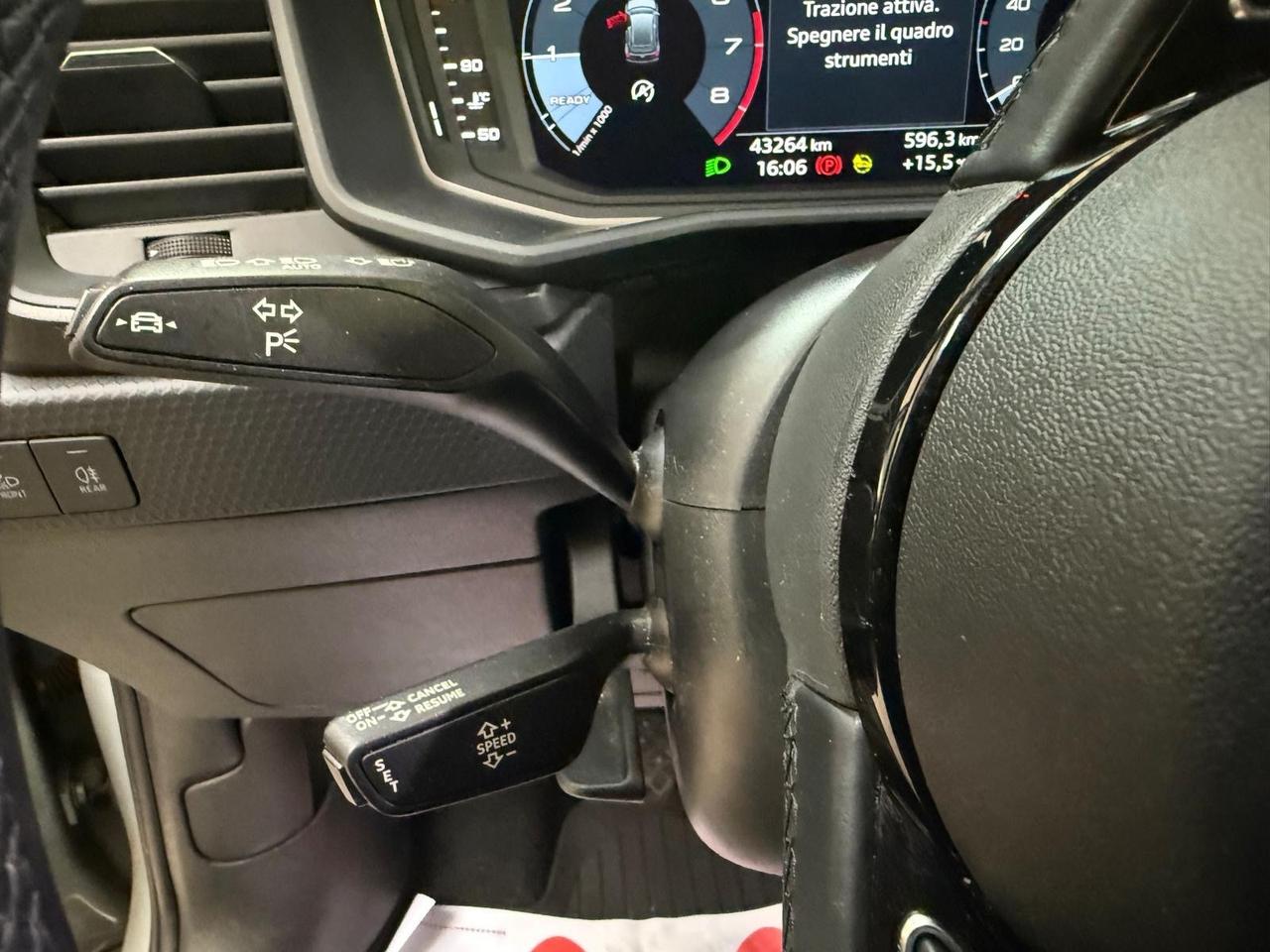 Audi A1 citycarver 30 TFSI Identity Contrast