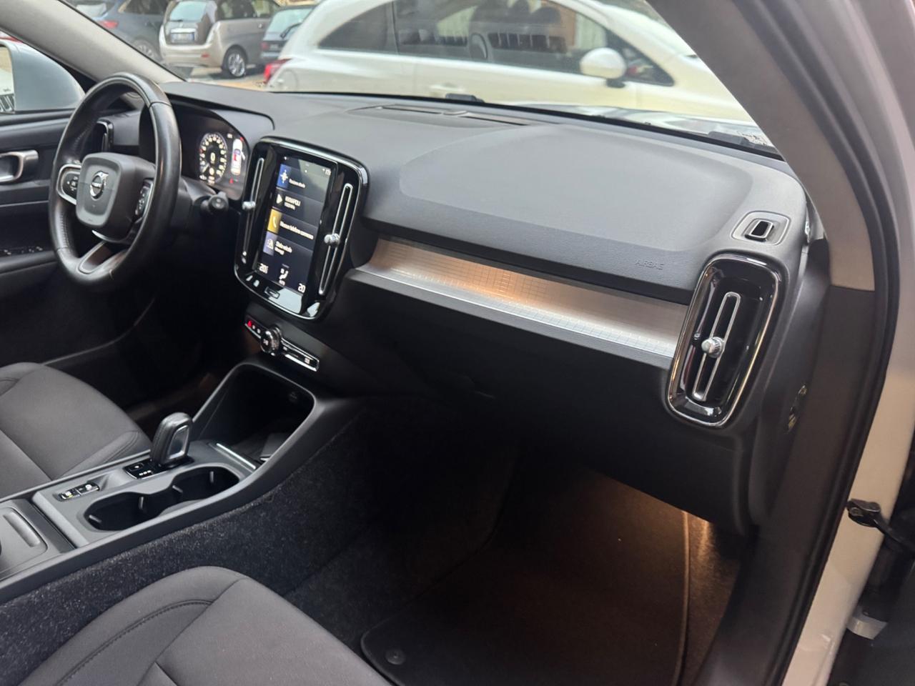 Volvo XC40 D3 2.0D 150cv