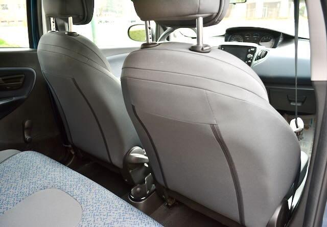 Lancia Ypsilon 1.0 FireFly 5 porte S&S Hybrid Gold