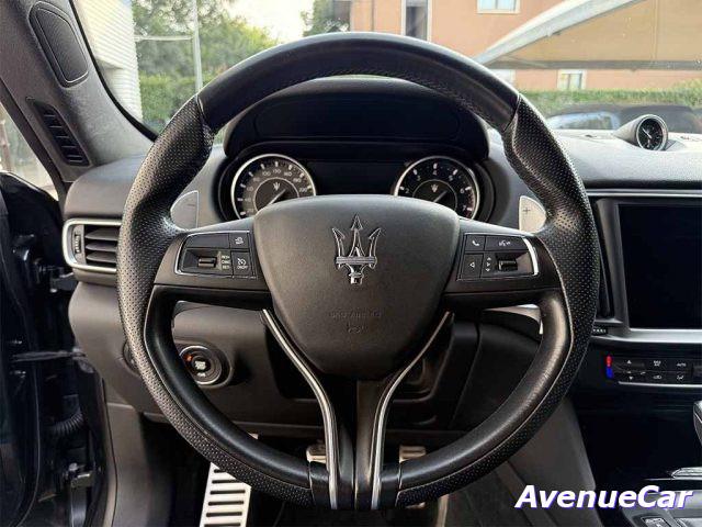 MASERATI Levante Gransport (reale)TELECAMERA CERCHI 20' IVA ESPOSTA
