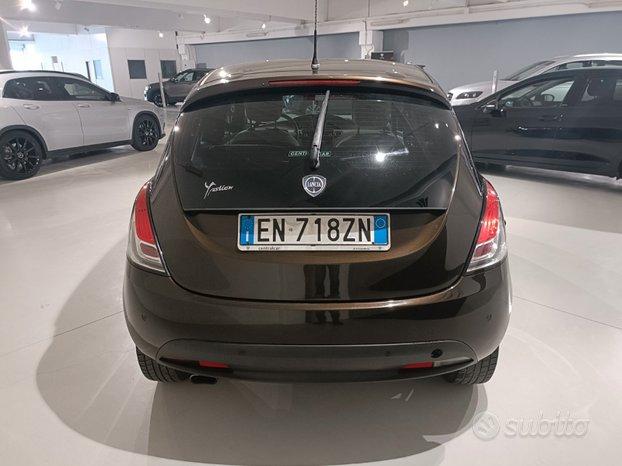 LANCIA Ypsilon 1.2 Gold - per NeoPatentati - 2012