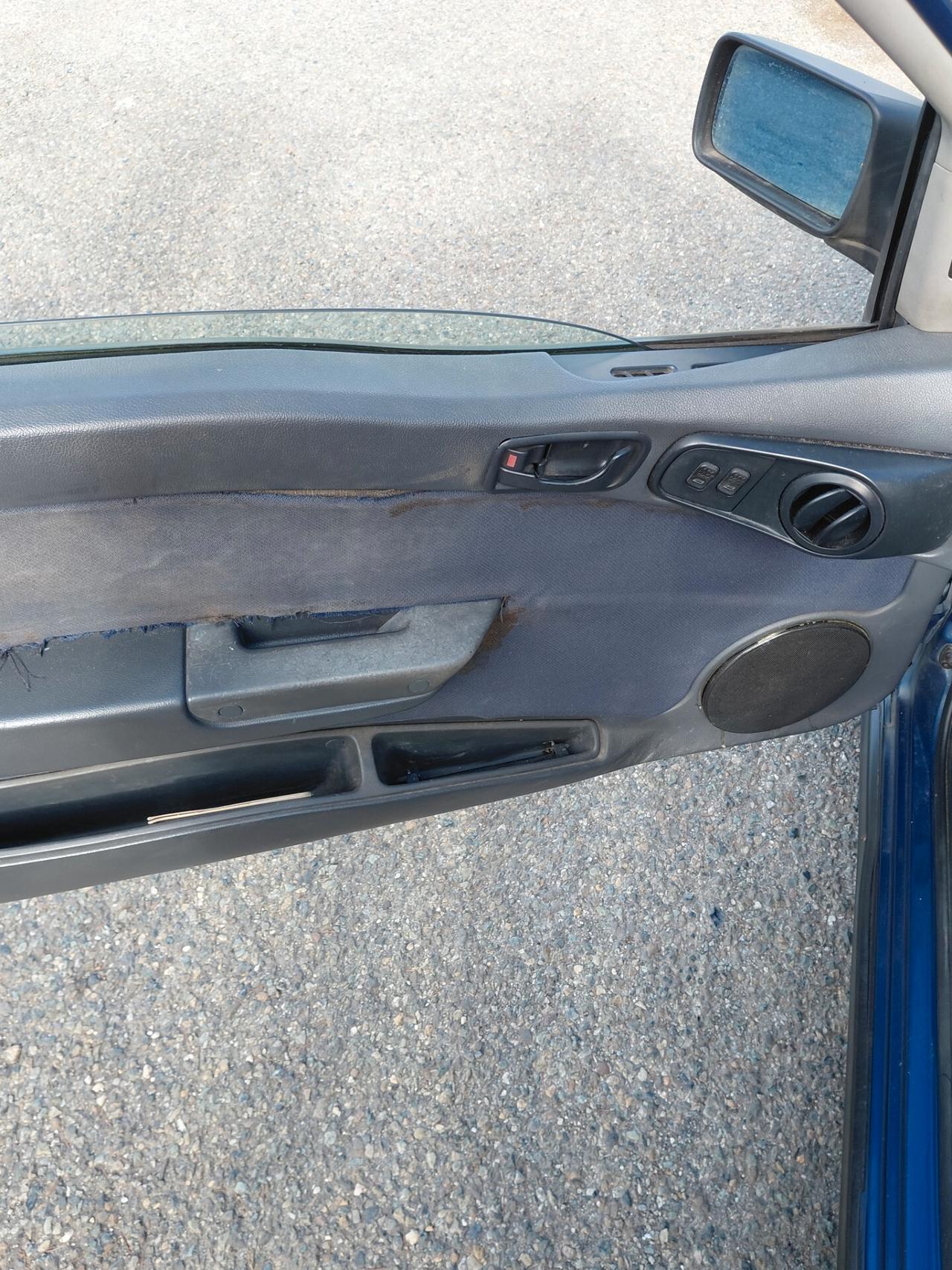 Alfa Romeo 145 1.4i 16V Twin Spark cat