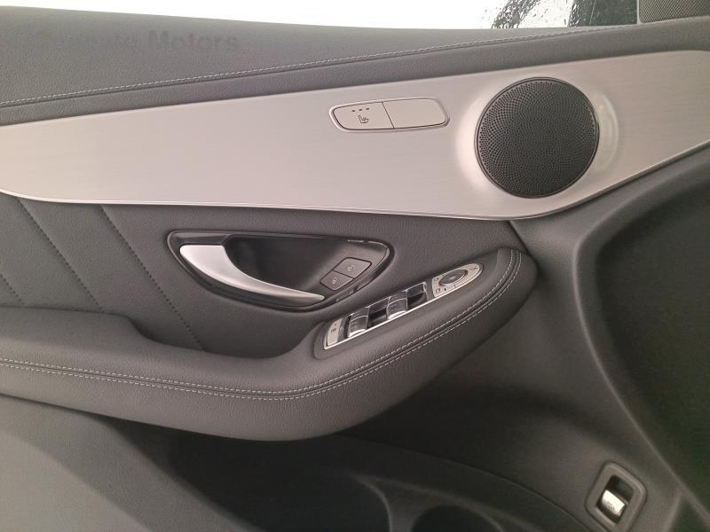 Mercedes GLC 300 300 D Premium 4Matic 9G-Tronic Plus