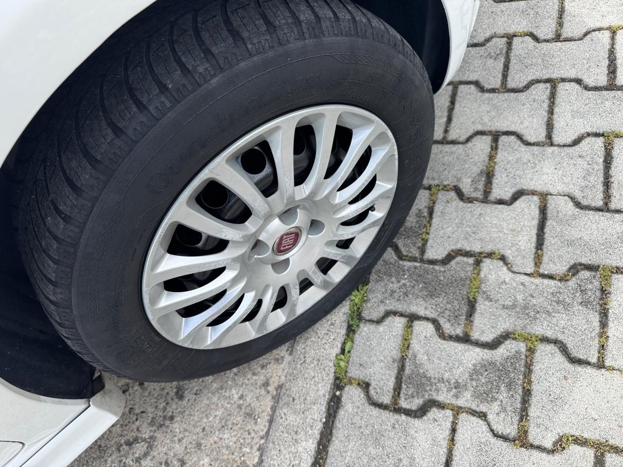 Fiat Grande Punto 1.4 3 porte Sport neopatentato