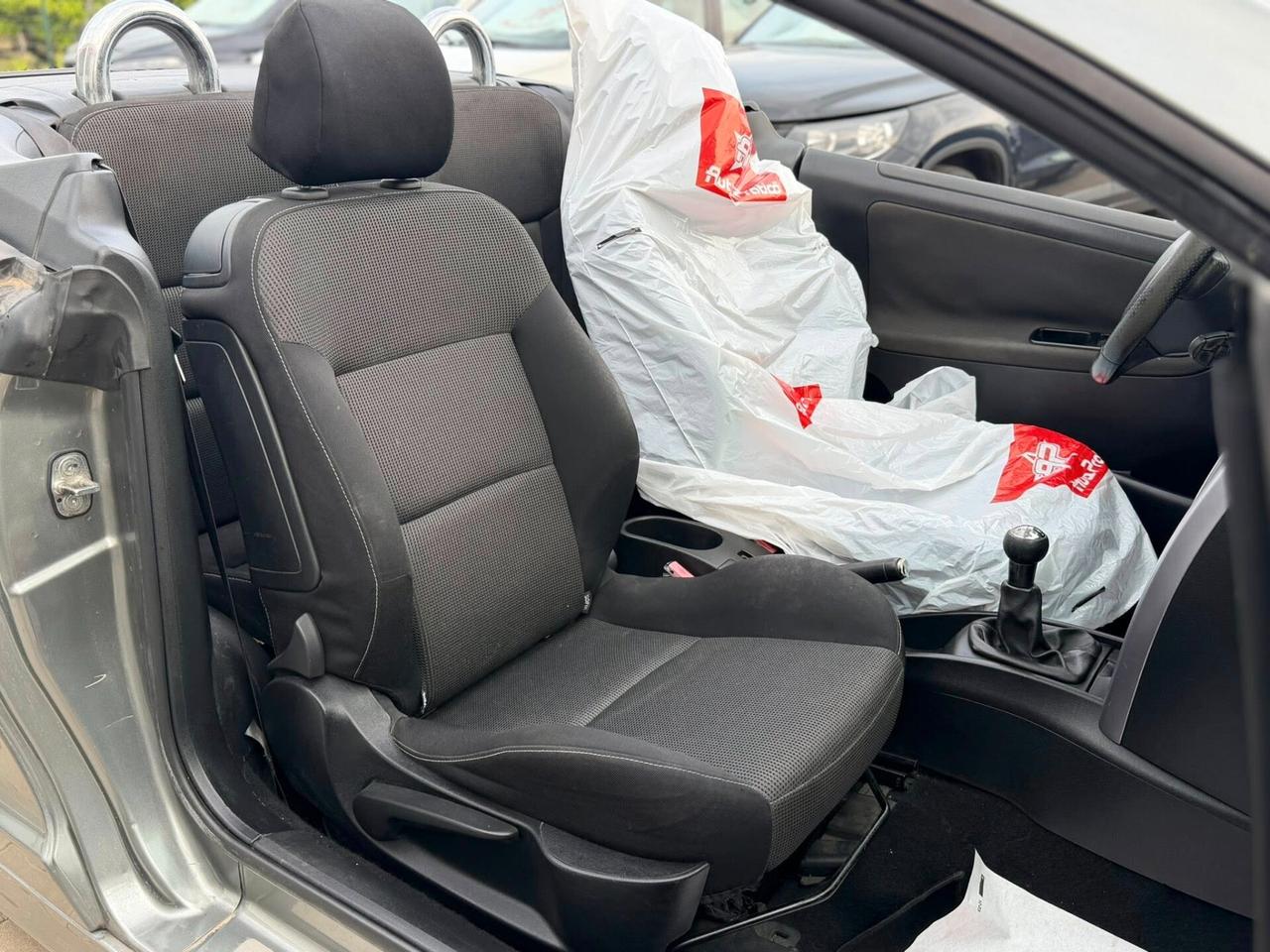 Peugeot 207 1.6 HDi 110CV 3p.CABRIO Féline OK NEOPATENTATI