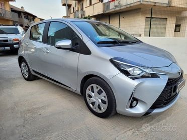 Toyota yaris 1.4 d4d lounge