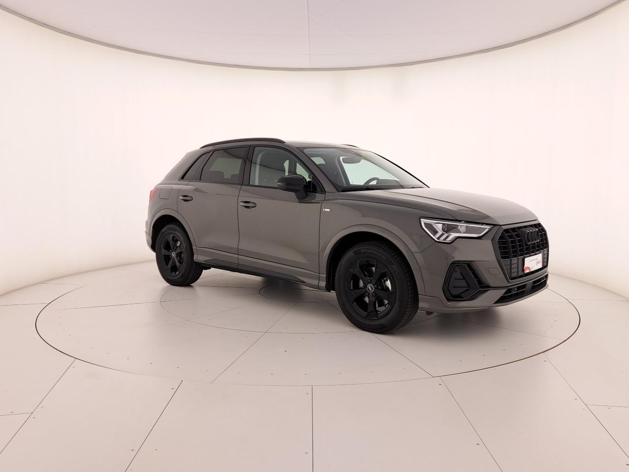 Audi Q3 35 1.5 tfsi s line edition s-tronic