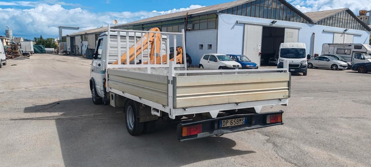 Iveco Daily 35.12 2.8 TDI Classic Gru 35q
