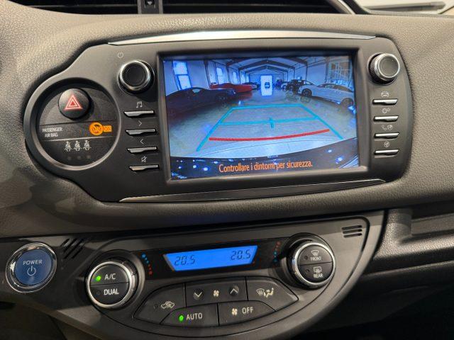 TOYOTA Yaris 1.5 Hybrid 5 porte Business PREZZO REALE