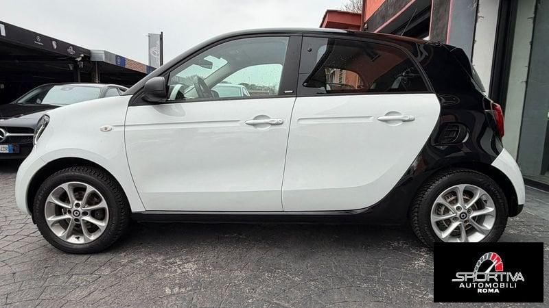 smart forfour RATA MENSILE 195,00 EURO forfour 90 0.9 Turbo Passion