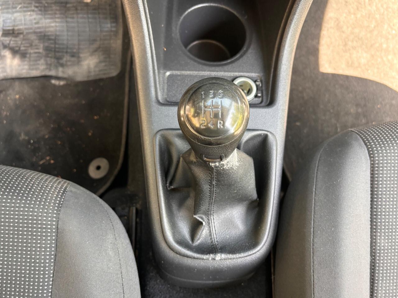 Volkswagen up! 1.0 3p. take