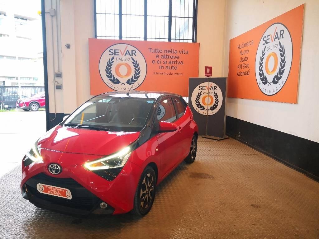 Toyota Aygo Connect 1.0 VVT-i 72 CV 5 porte x-play