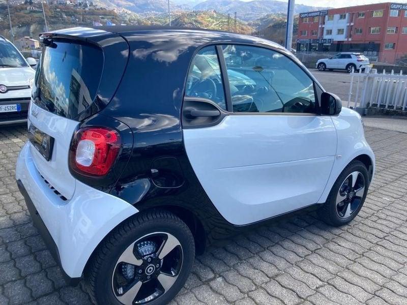 smart fortwo EQ Passion