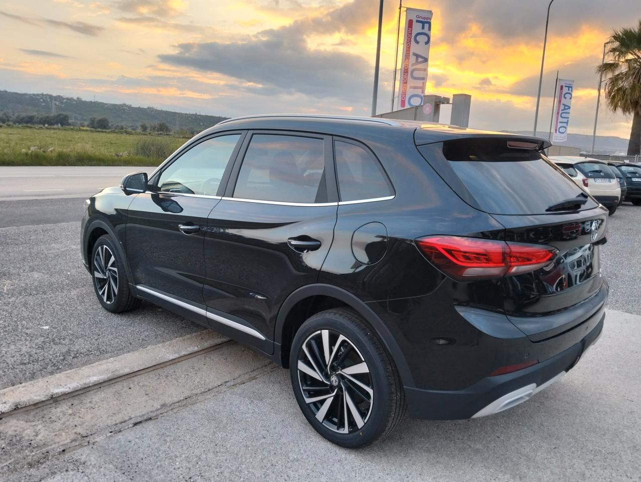 Mg ZS 1.5 Hybrid+ Luxury