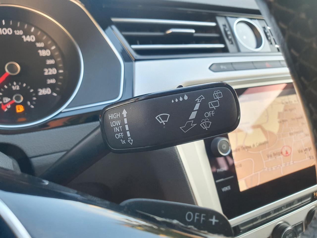 VW Passat Variant 1.6 TDI 120 CV DSG my 19