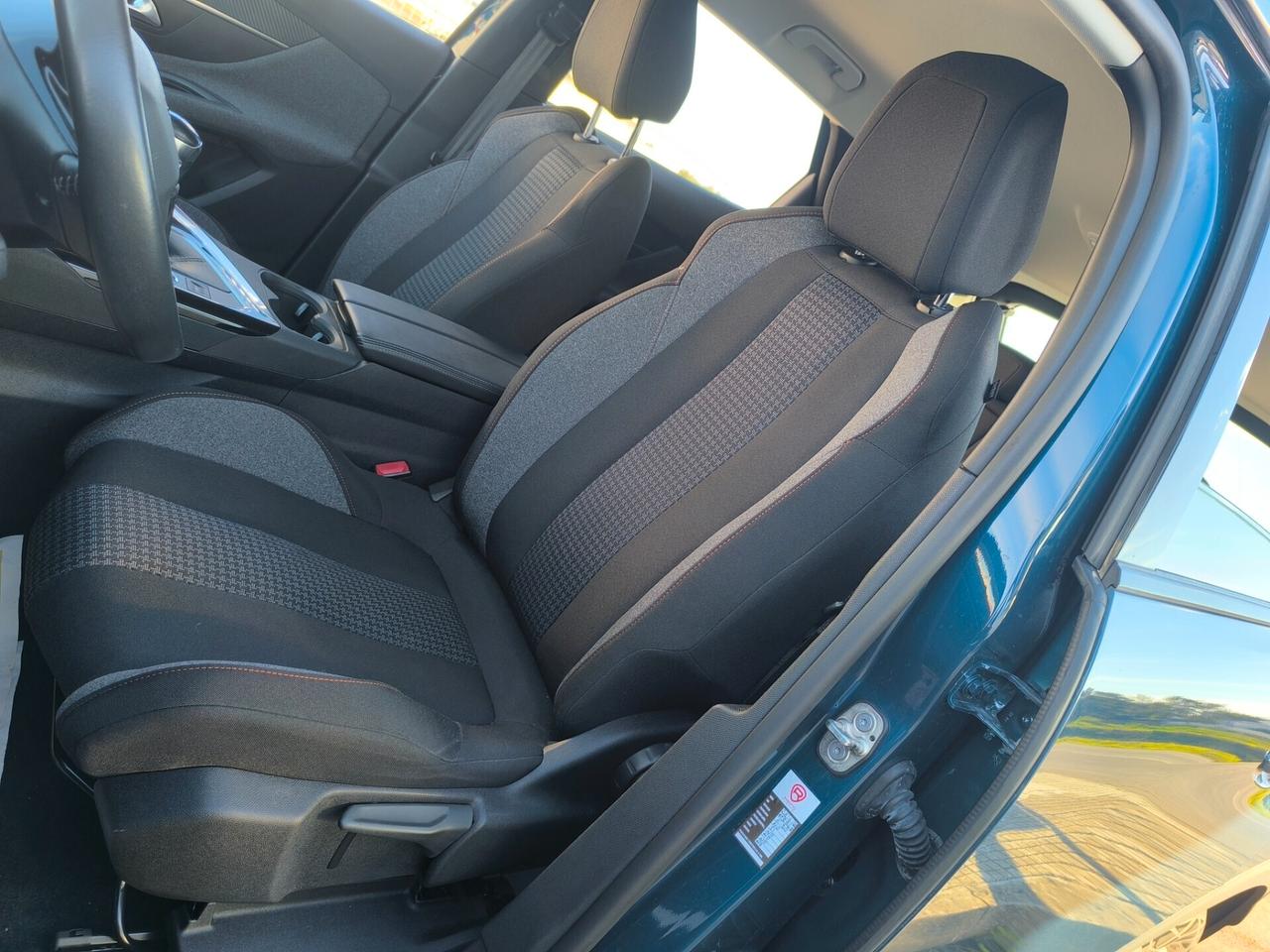 PEUGEOT 3008 1.5 HDI 130cv 11/2021 UNICO PROPRIETARIO NAV/SENS.ANT/POST